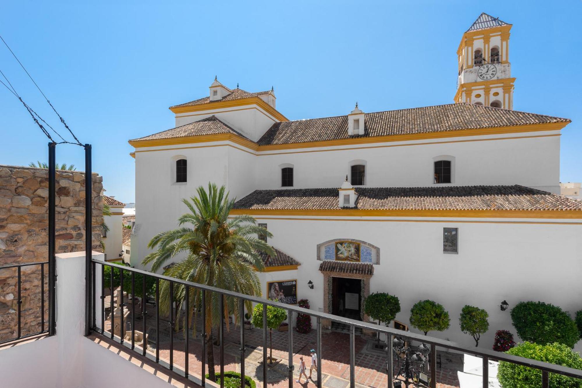 Encantadora Casa En El Casco Antiguo De Casa vacanze Marbella